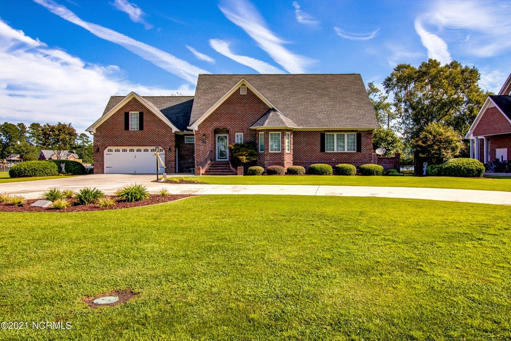 5 Incredible Waterfront Homes On The Market Haven Lifestyles