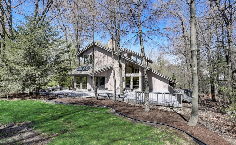 6 Serene Homes on the Illinois Real Estate Market Haven Lifestyles