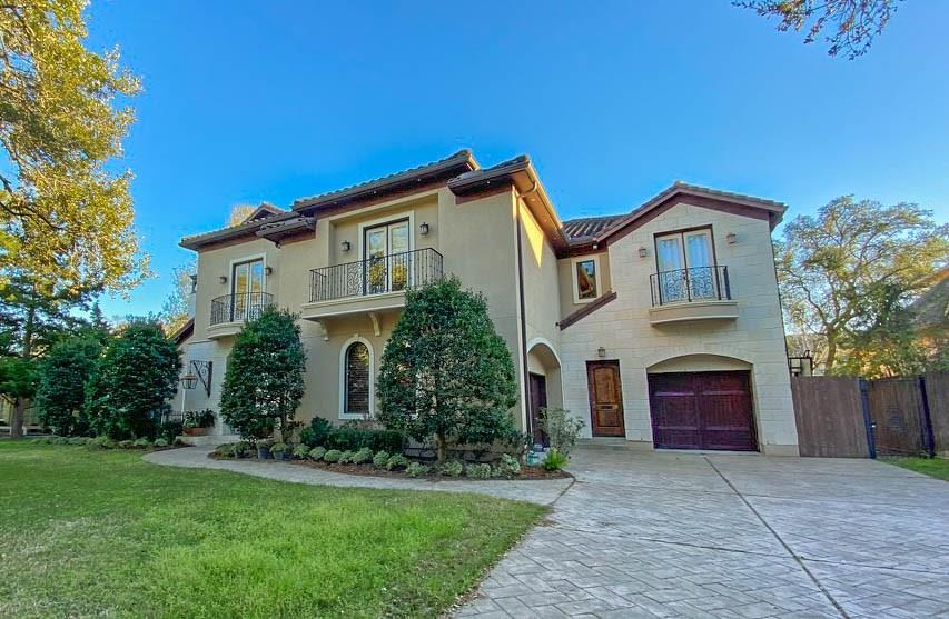 4 Fantastic Homes on the Market in Bellaire & Richmond Haven Lifestyles