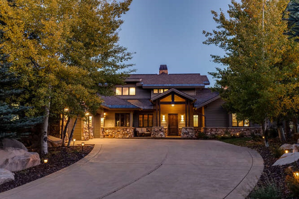 8 Serene Homes for Sale in Utah, Montana, Wyoming & Idaho Haven