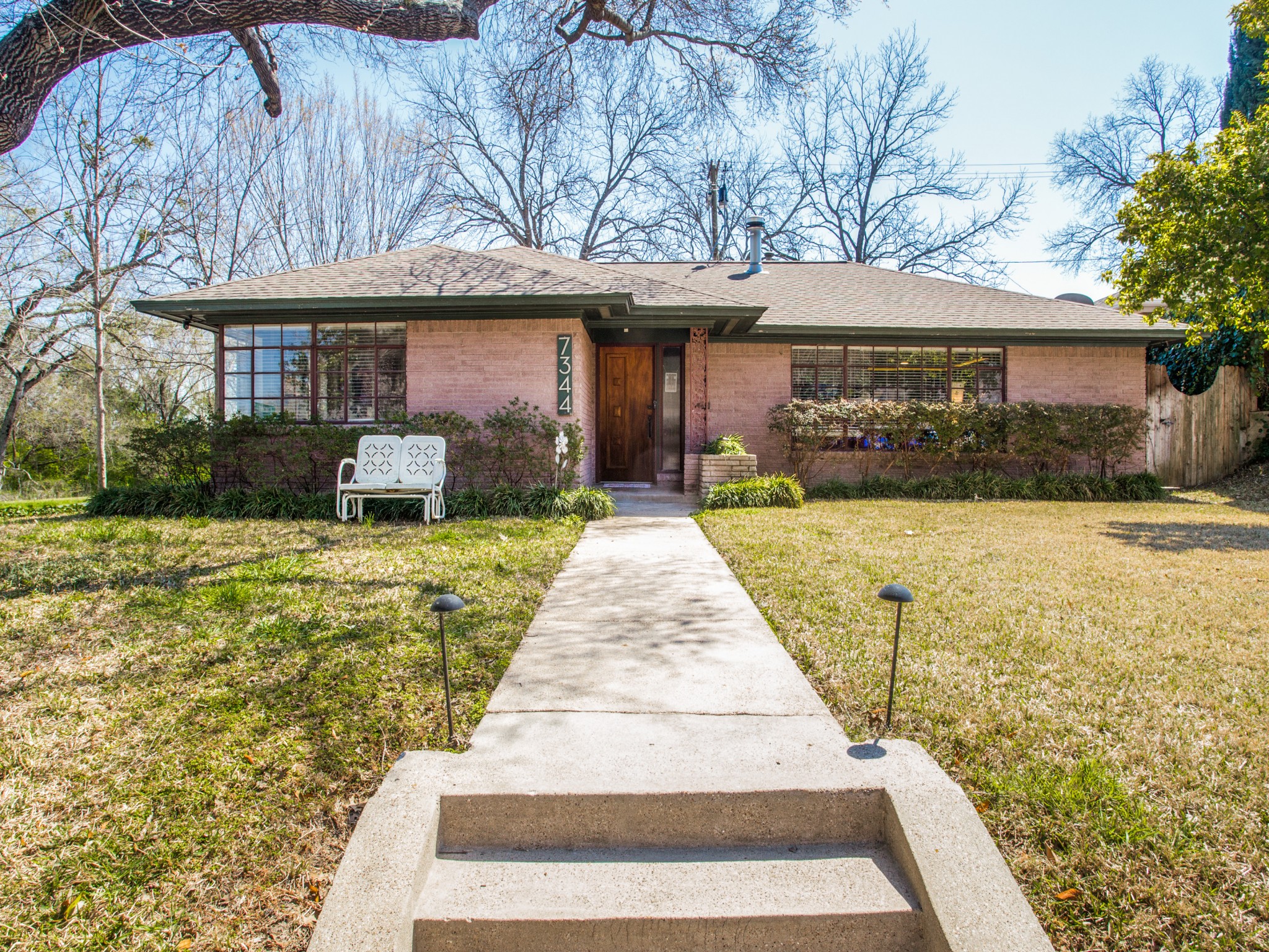 tour dallas house