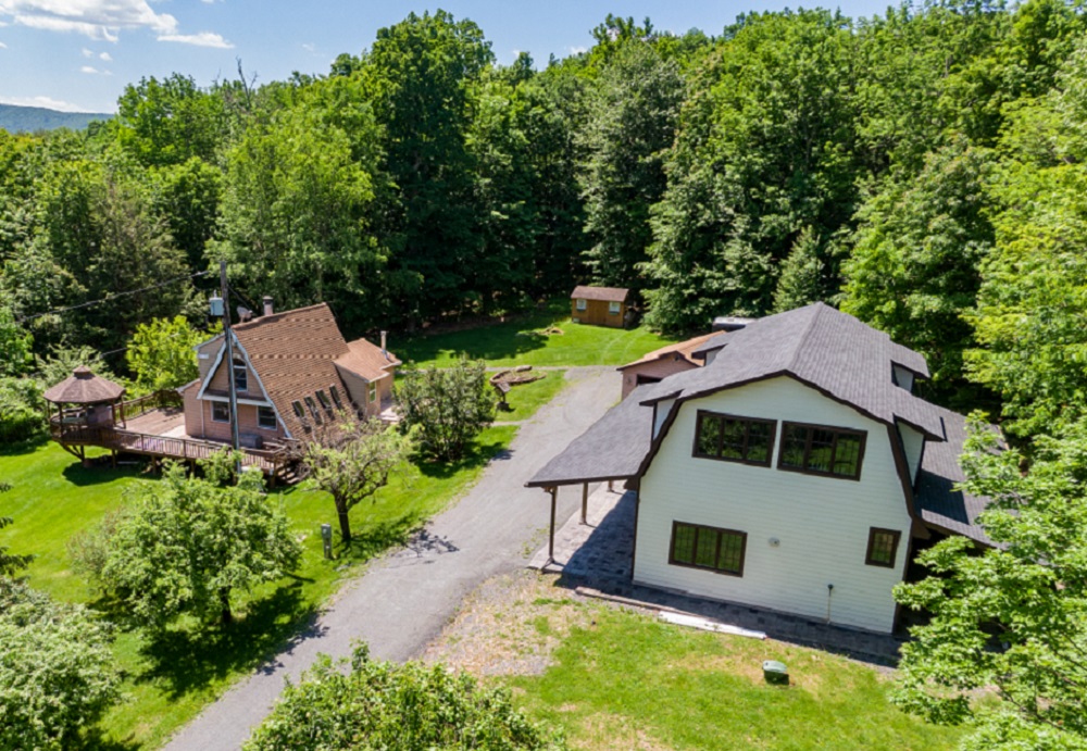 5 Unique Homes in Upstate New York Haven Lifestyles