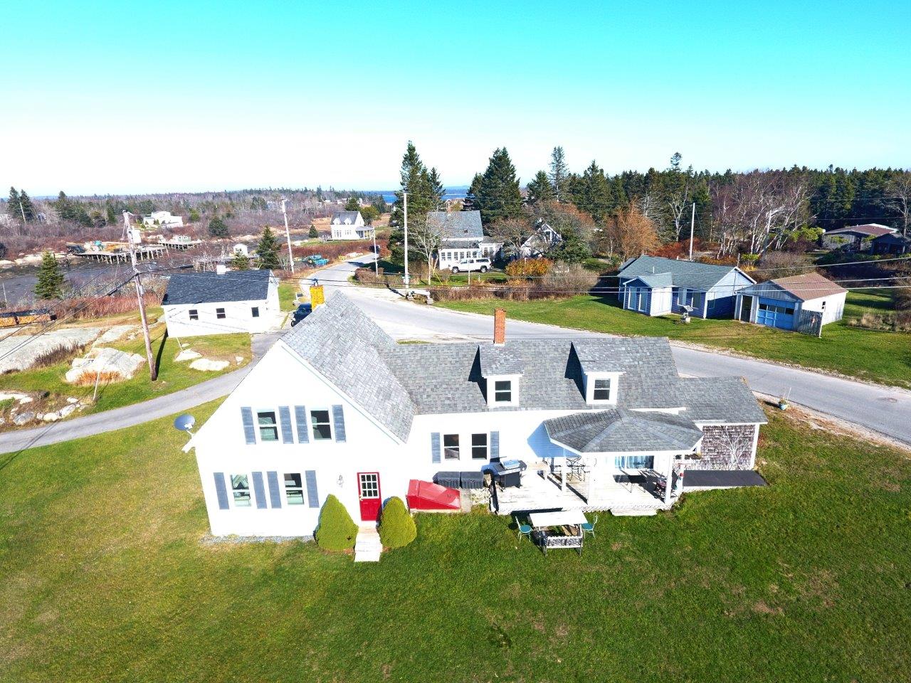 7 Homes Under 1 Million on the Market in Maine Haven Lifestyles