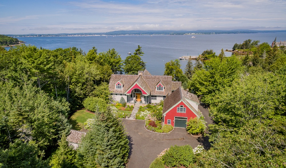 9 Waterfront Properties in Maine Haven Lifestyles