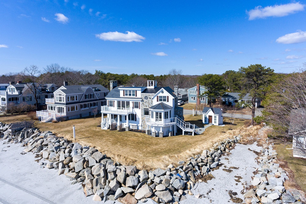 9 Waterfront Properties in Maine Haven Lifestyles