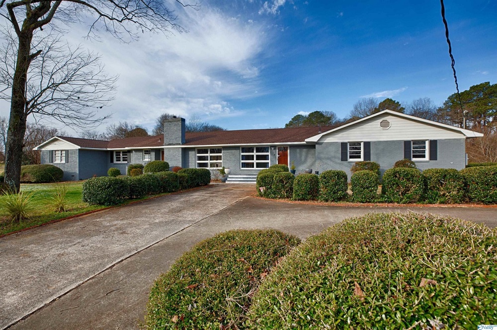 10 Impressive Homes On The Market Under 1 Million Haven Lifestyles