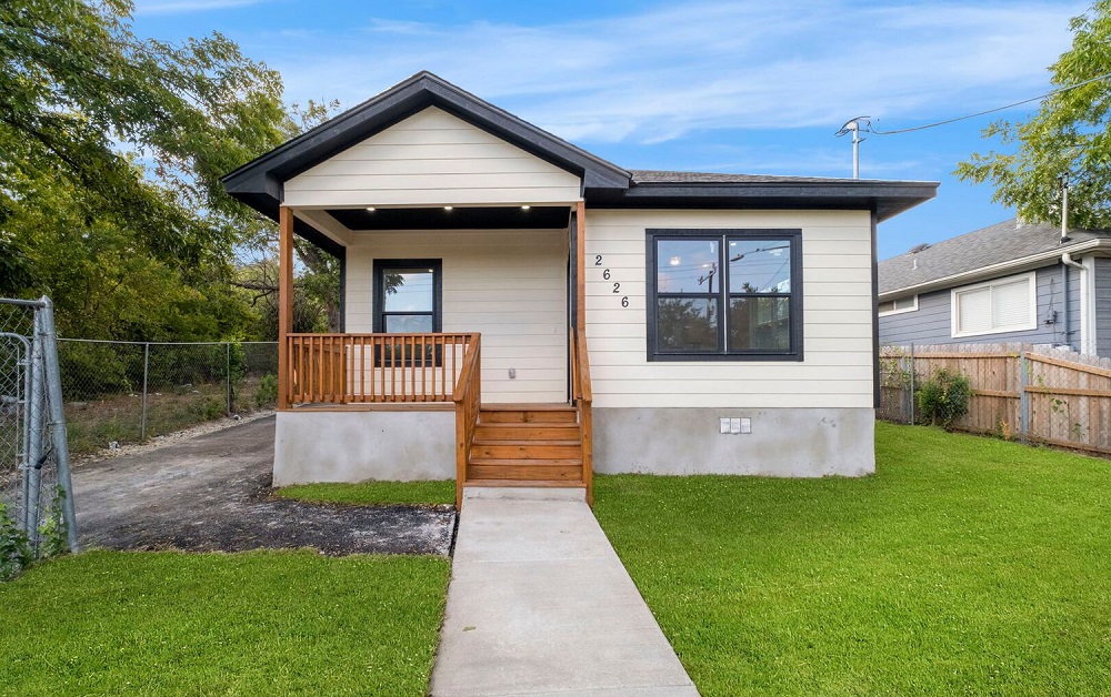 14 Charming Texas Homes for Sale From Historic to Modern Haven