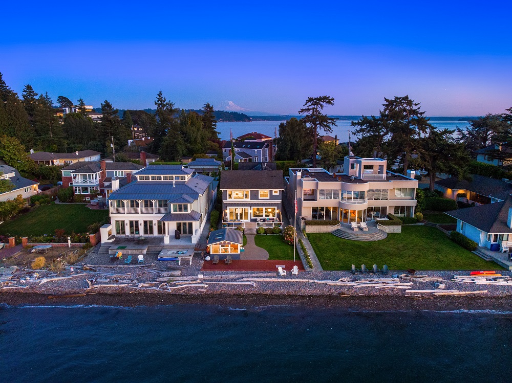 4 Impeccable Waterfront Homes On The Market Haven Lifestyles