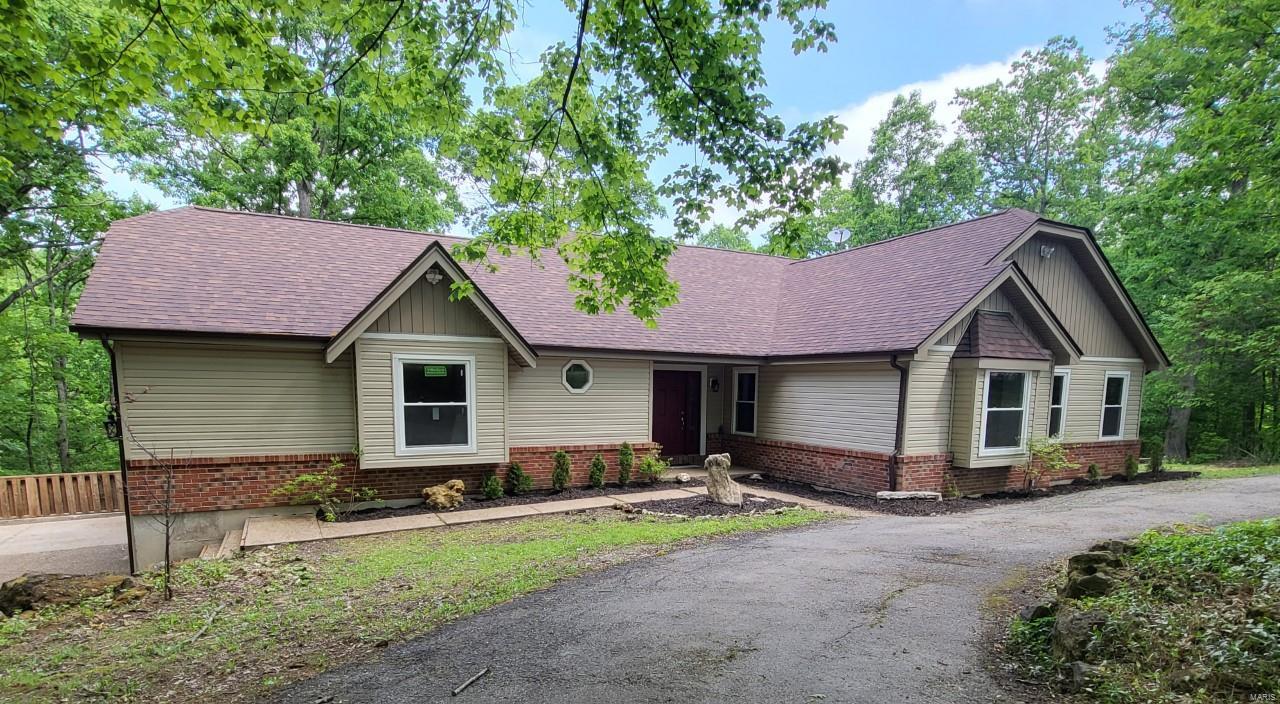 6 Charming Rustic Homes for Sale in Missouri, Nebraska & Kansas Haven