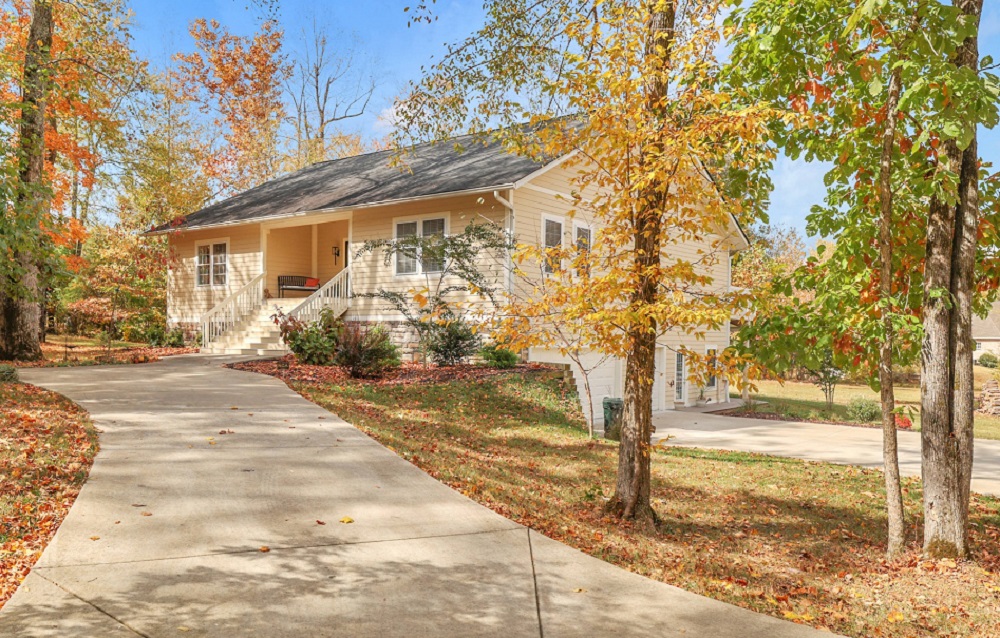 10 Spectacular Homes on the Market Haven Lifestyles