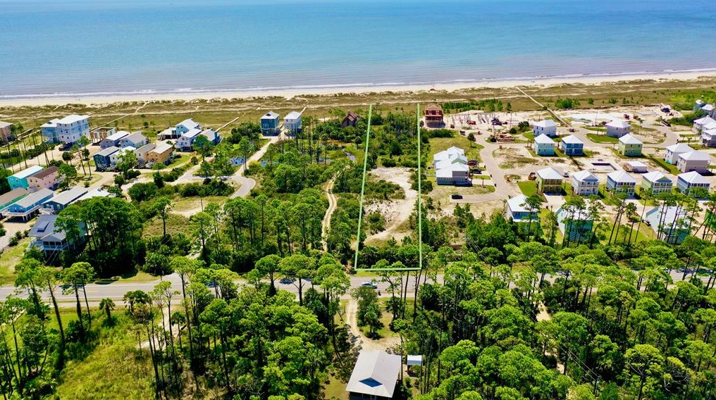 11 Stunning Florida Panhandle Homes On The Market Haven Lifestyles