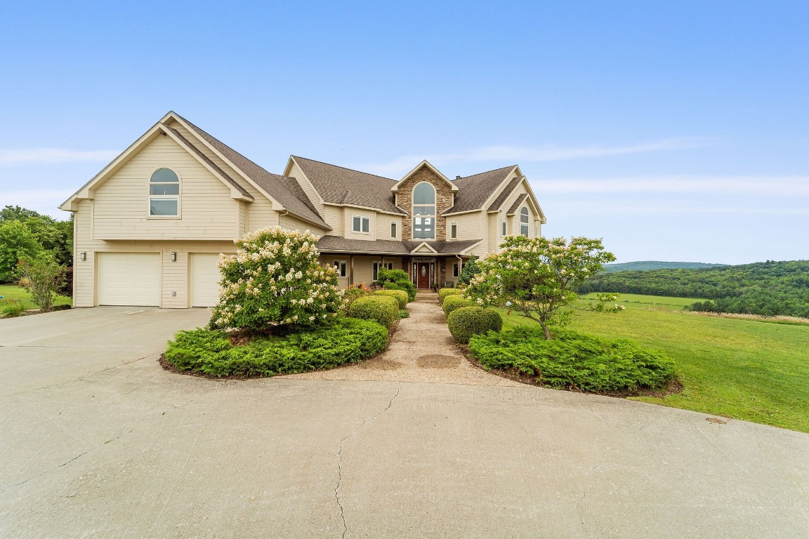 3 New York Homes with Amazing Entertaining Area Haven Lifestyles