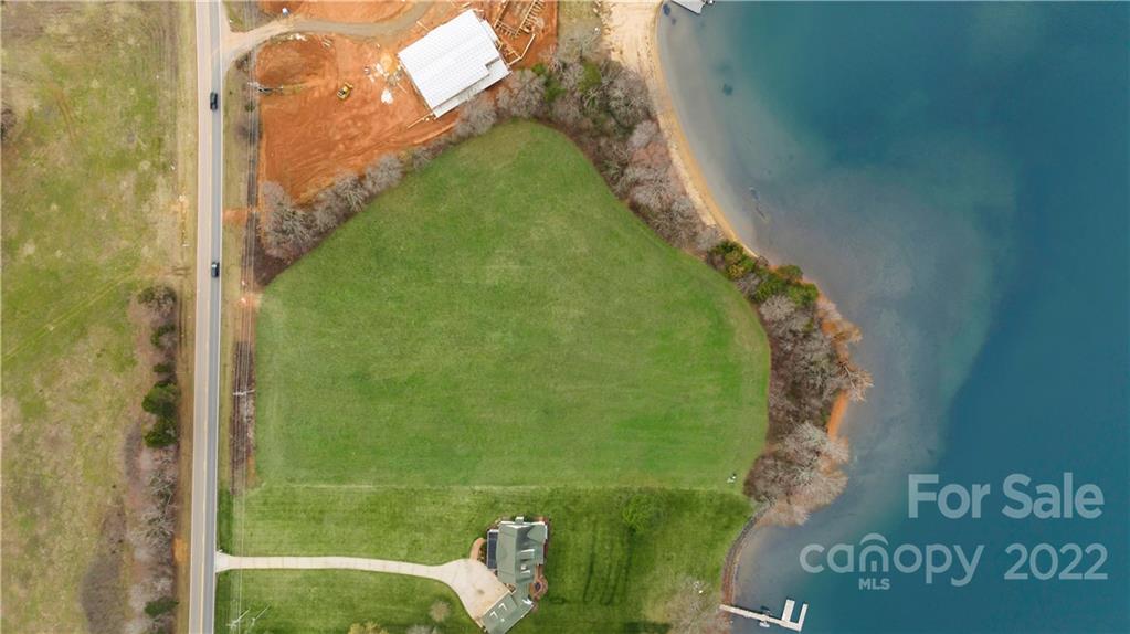 4 Homes On The Market In Charlotte & Huntersville Haven