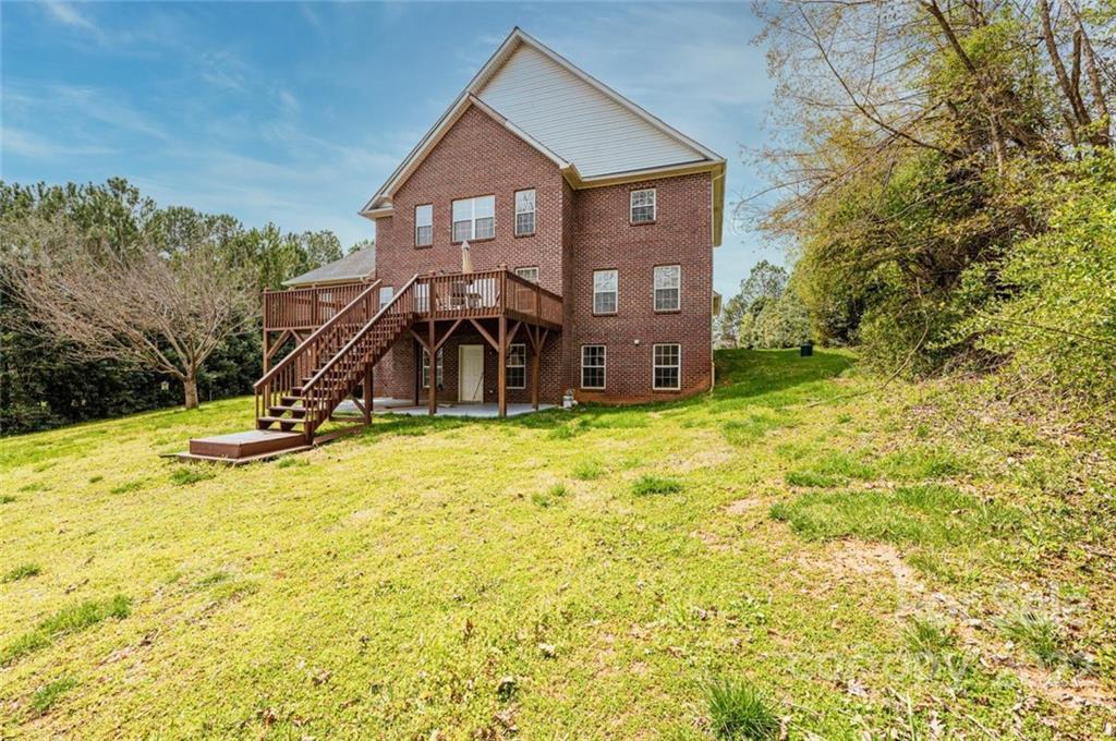 7 Exquisite Waterfront Homes On The Market Haven Lifestyles