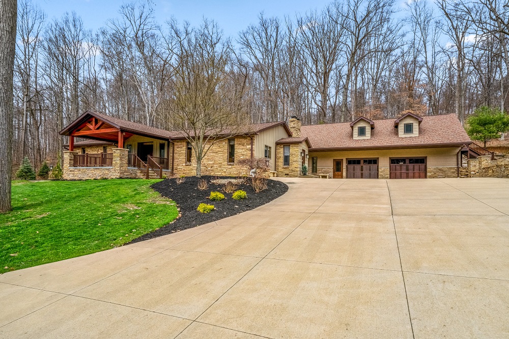 8 Luxurious Homes On The Market in Ohio and Indiana Haven Lifestyles