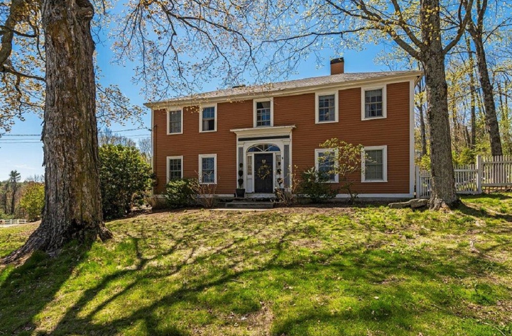 10 Absolutely Charming Homes On The Market In New England Haven