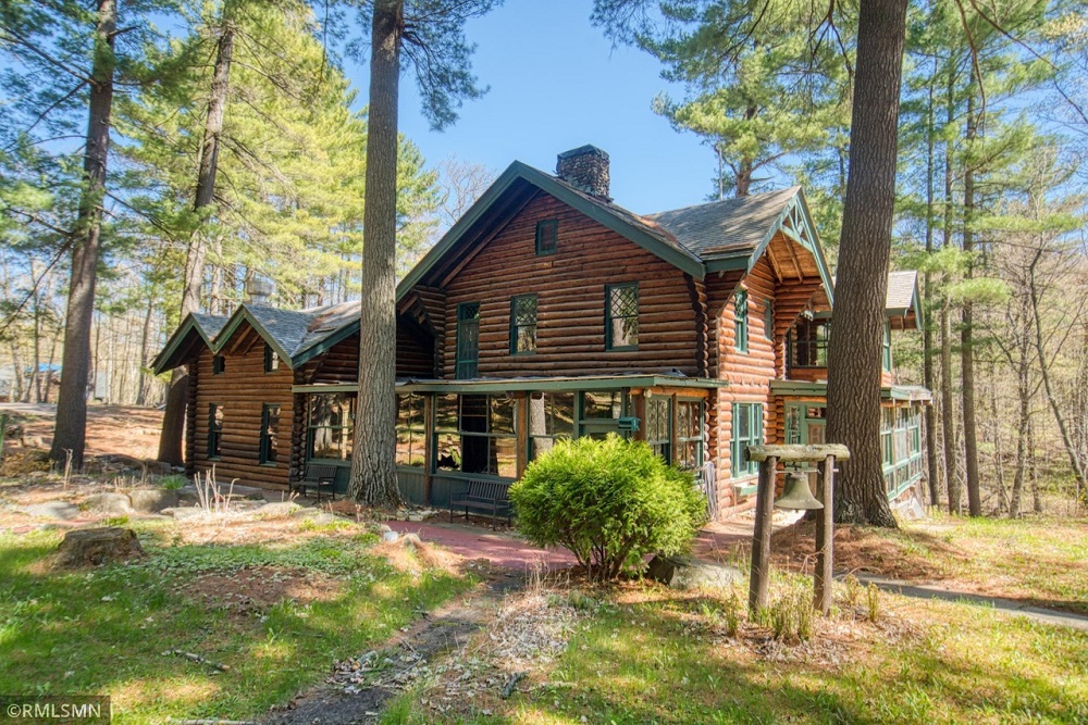 10 Luxurious Log Cabins On The Market Haven Lifestyles