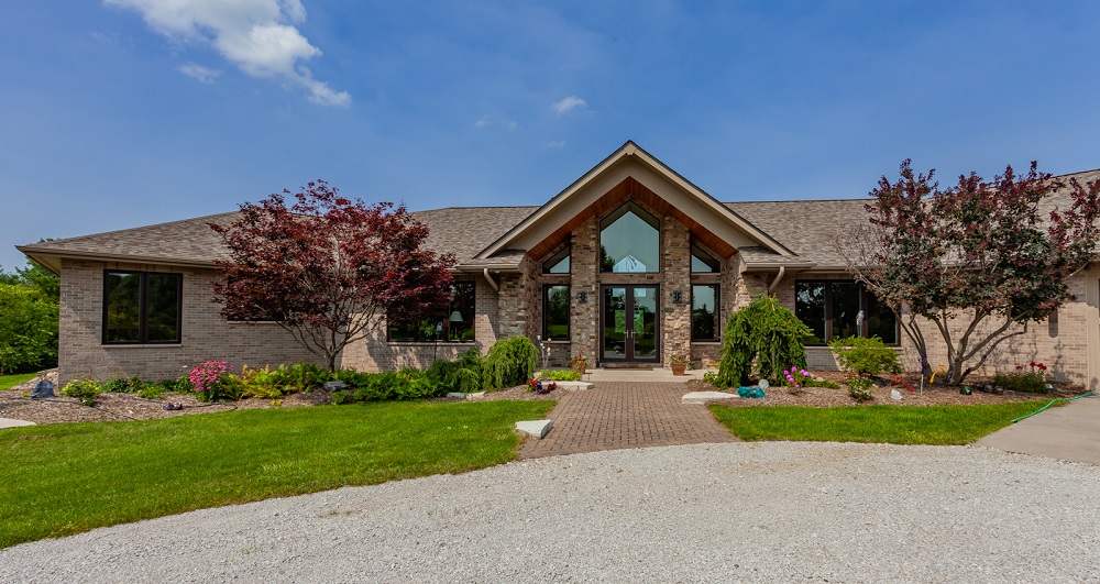 10 Beautiful Homes On The Market In Iowa Haven Lifestyles