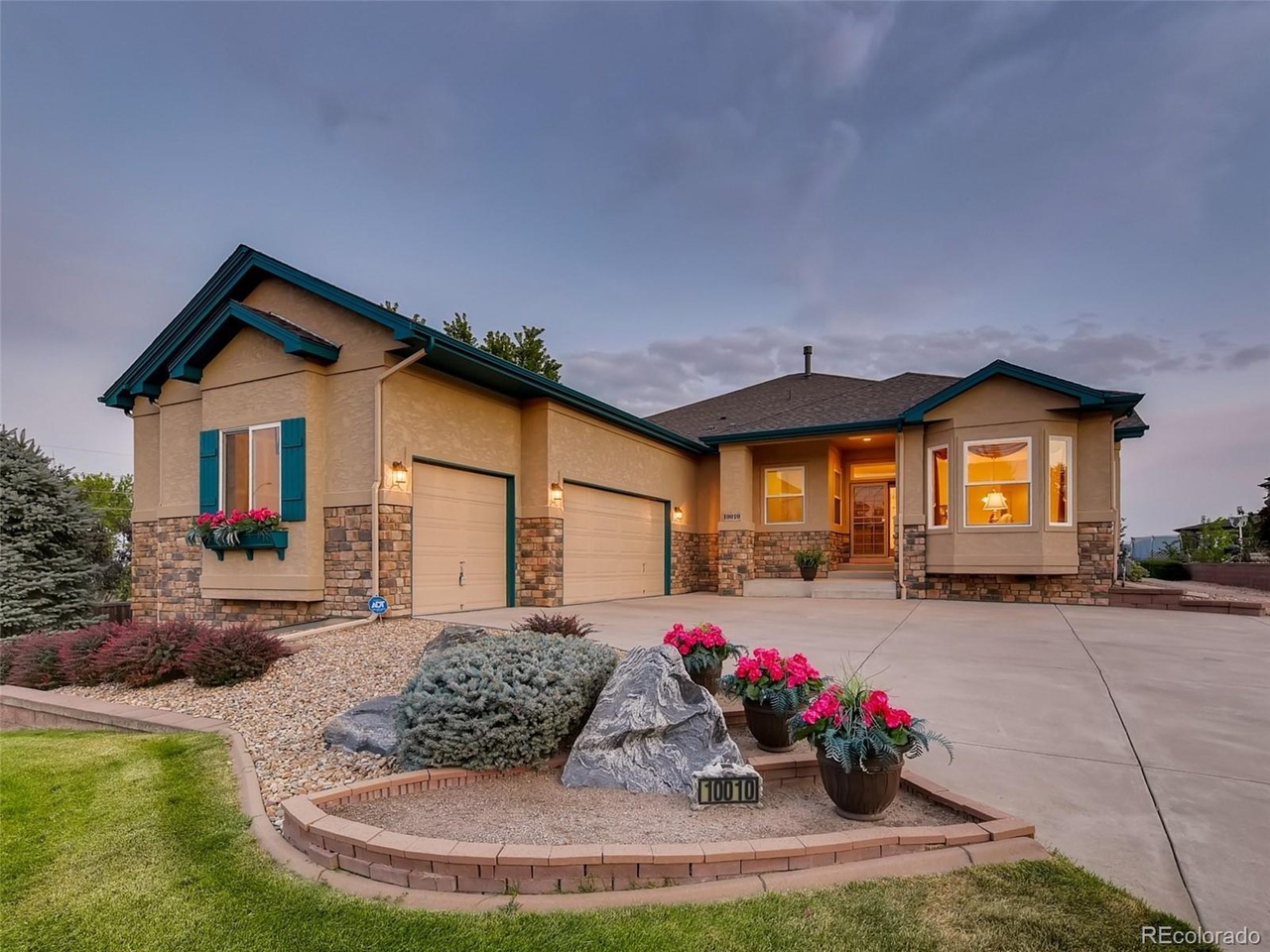 6 Beautiful Homes in Lakewood Colorado Haven Lifestyles