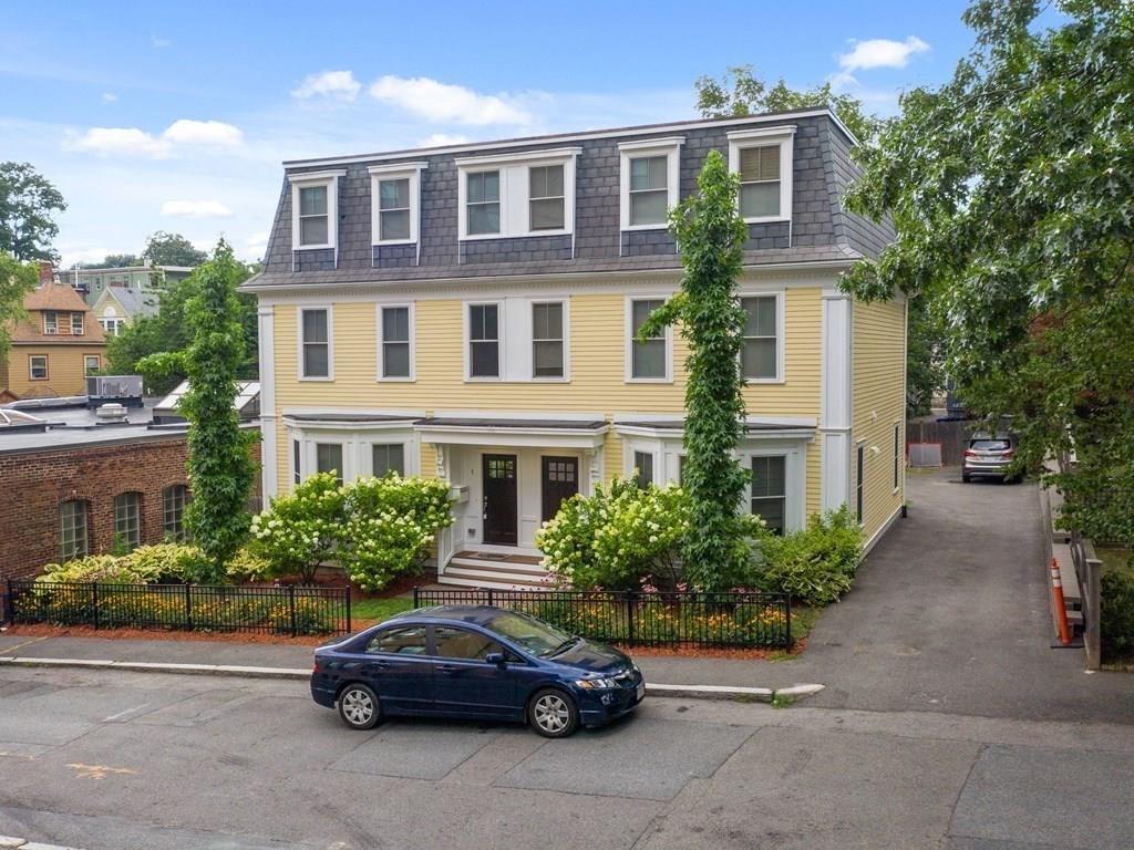 5 Beautifully Charming Homes in Boston Haven Lifestyles