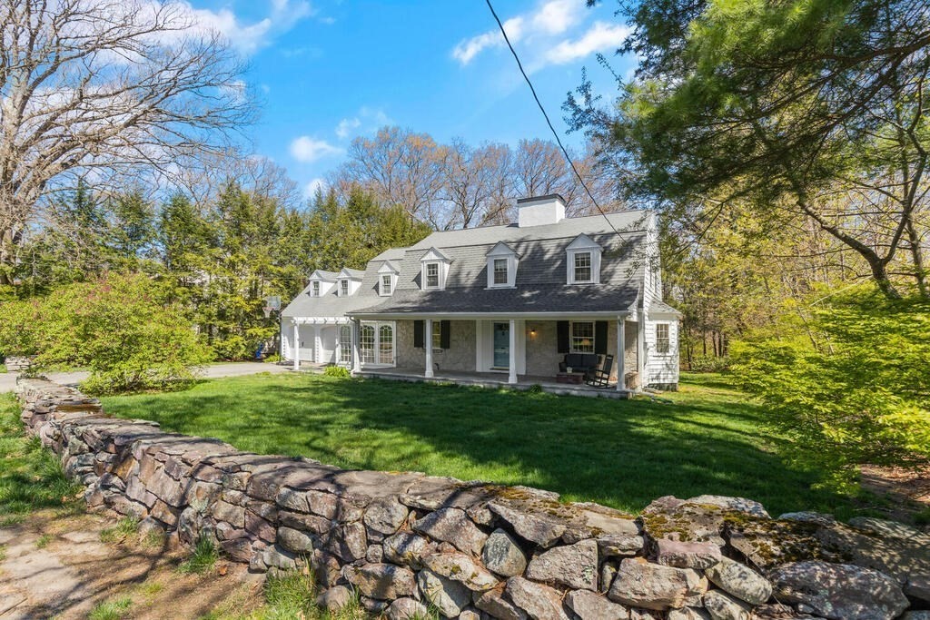 9 Homes On The Market In SoughtAfter Neighborhoods Haven Lifestyles