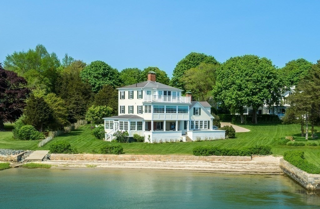 6 Stunning Beach View Homes in Massachusetts Haven Lifestyles