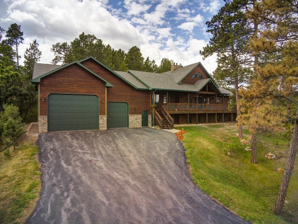6 Impressive Homes On The Market In North & South Dakota Haven Lifestyles