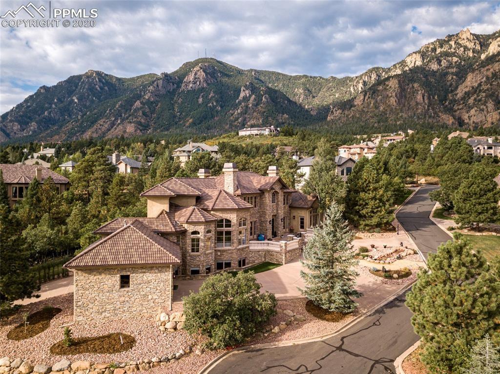 7 Beautiful Homes in Colorado Springs Haven Lifestyles