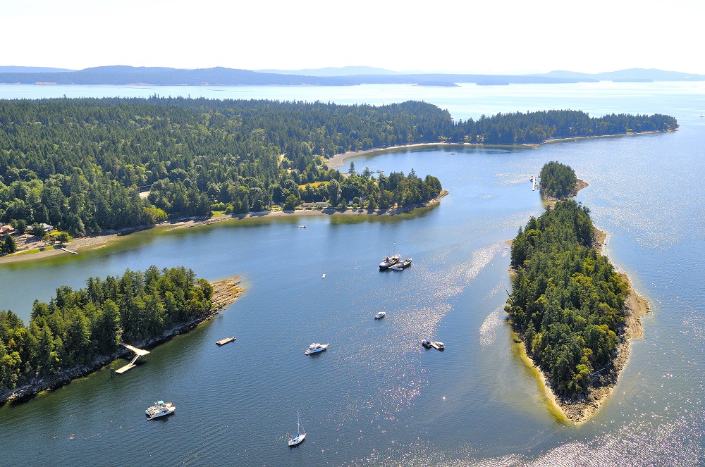 7 Absolutely Stunning Waterfront Homes Haven Lifestyles