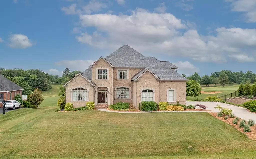 8 Stunning Move In Ready Homes On The Market Haven Lifestyles