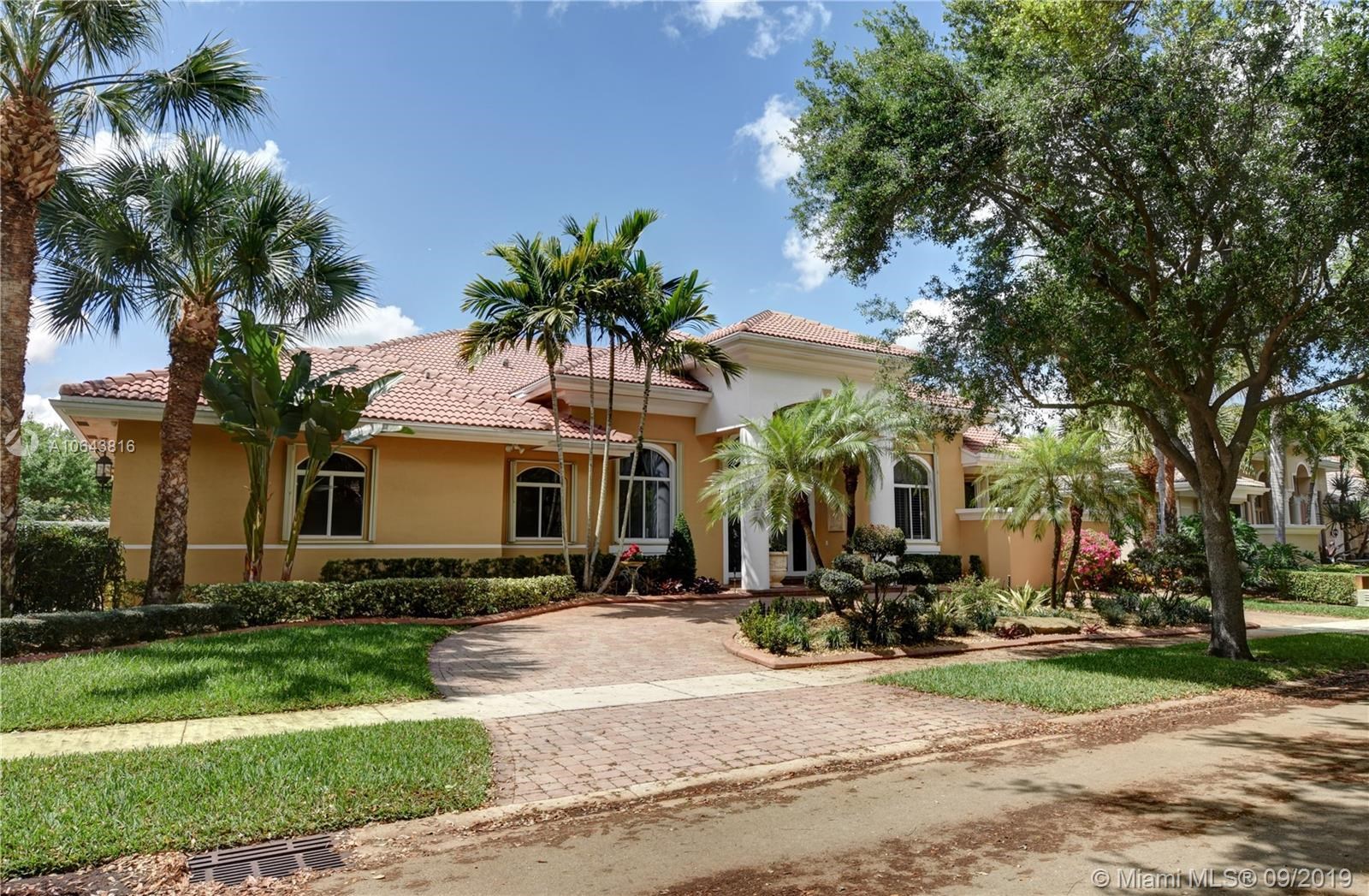 Incredible & Luxurious Homes Under 1 Million Haven Lifestyles