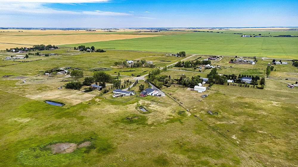 3 Nova Scotia, Alberta & Saskatchewan Unique Homes for Sale Haven