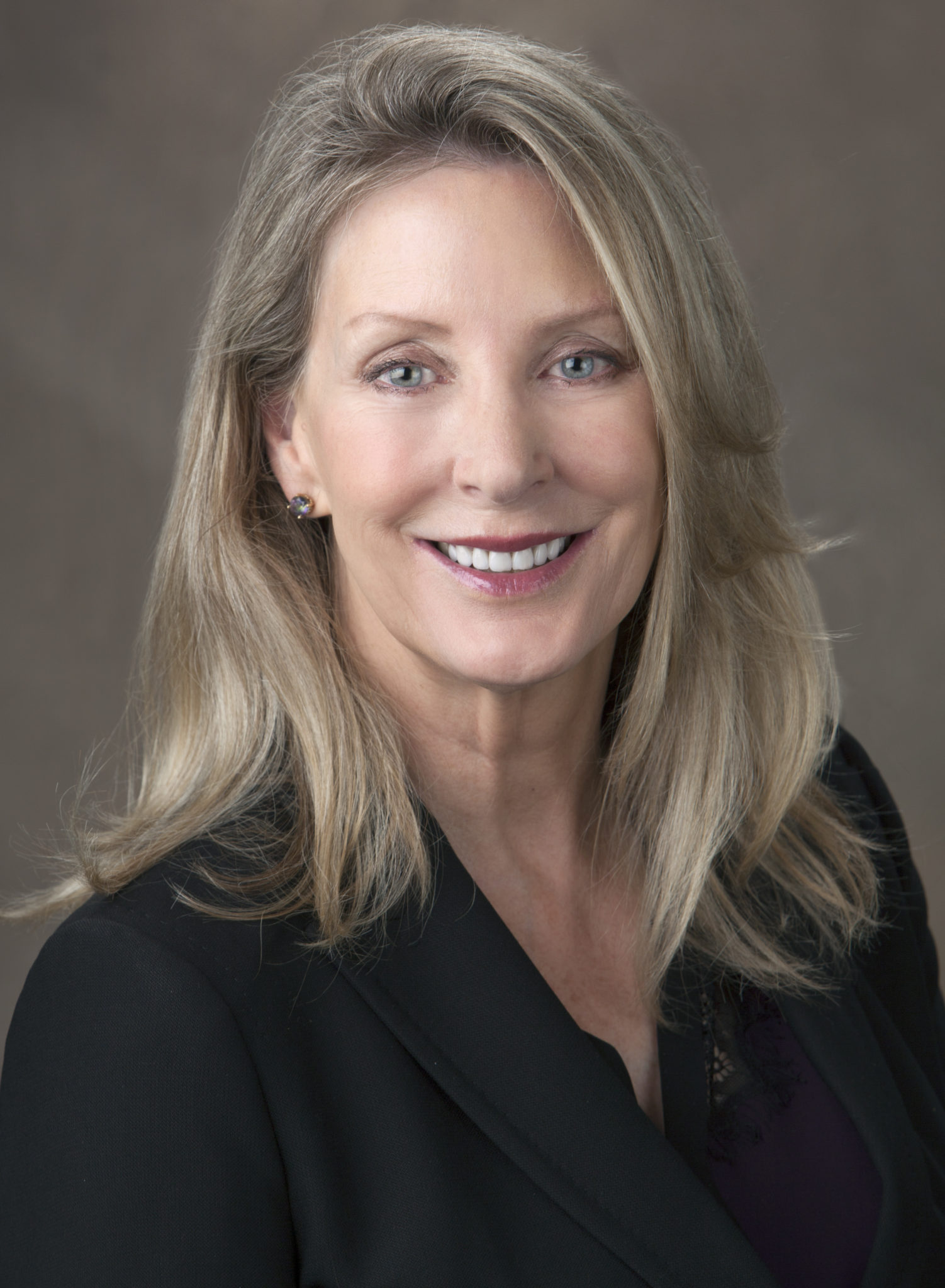 4 Impressive Properties on the Market in Vienna & Springfield Haven