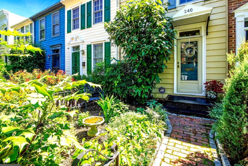 9 Stunning Homes On The Market Haven Lifestyles