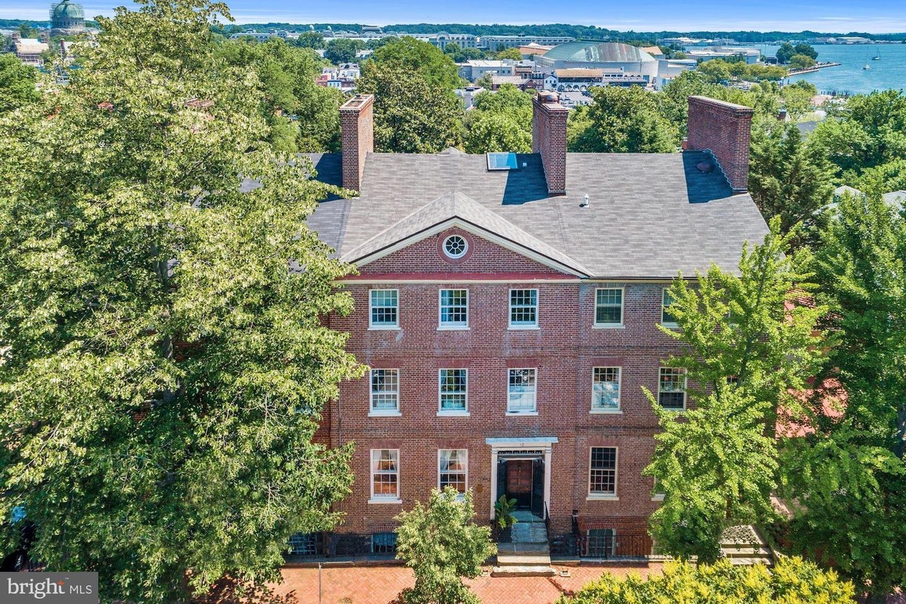 10 Luxurious Homes in the Heart of Annapolis Haven Lifestyles