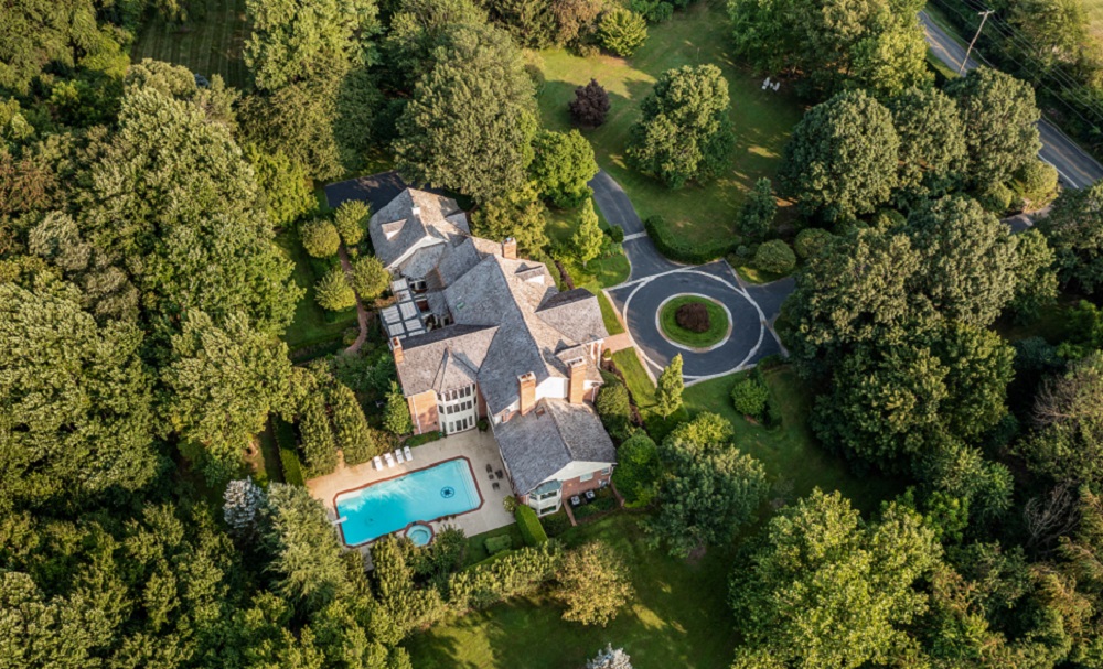 9 Extraordinarily Lavish Estates On The Market Haven Lifestyles