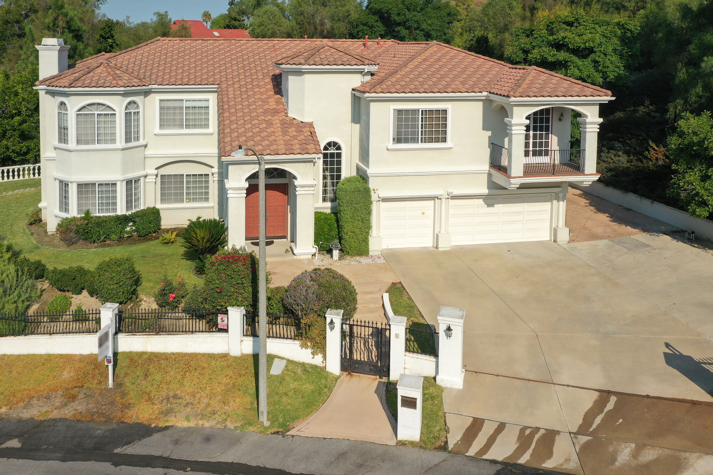 10 Spectacular Homes with Mountain Views in Los Angeles Haven Lifestyles