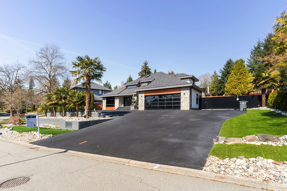 8 Stunning Homes On The Market in Surrey Haven Lifestyles