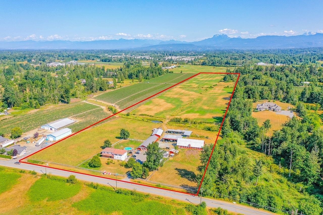 5 Beautiful Homes On The Market In Abbotsford & Mission Haven Lifestyles