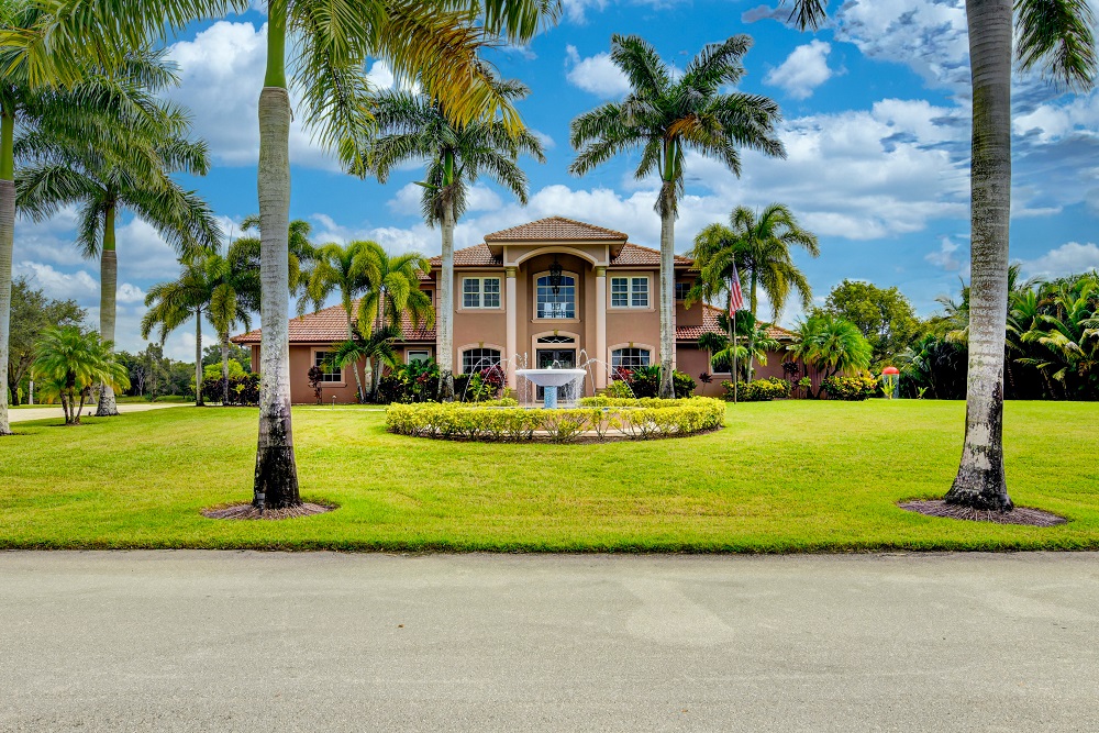 4 Homes On The market In Lake Worth & West Palm Beach Haven