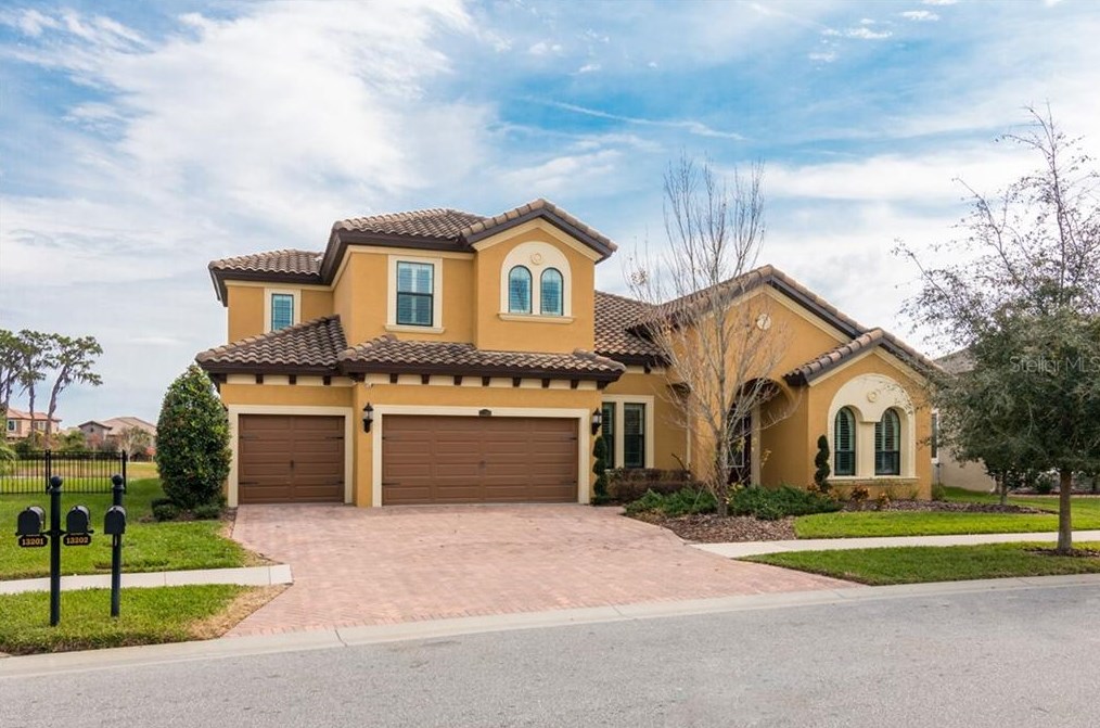 4 Fabulous Properties on the Market in St. Petersburg & St. Pete Beach