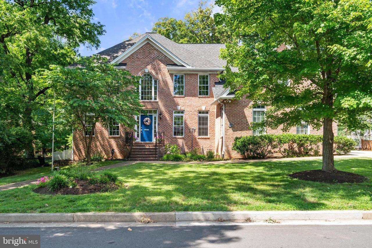 6 Amazing Homes On The Market In Arlington Haven Lifestyles