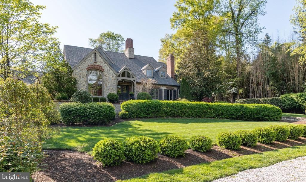 8 Stunning Sprawling Homes On The Market Haven Lifestyles