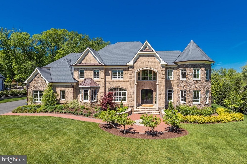 5 Amazing Properties On The Market In McLean Haven Lifestyles