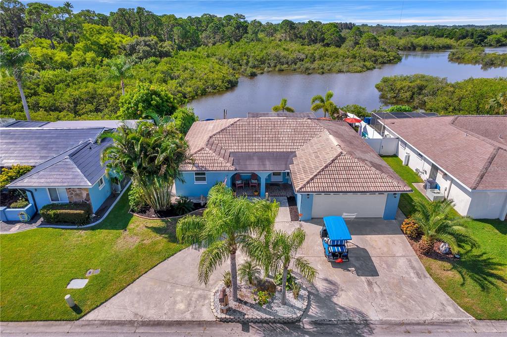 8 Stunning Homes Located On The Market Haven Lifestyles