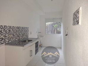 Apartamento para Alugar em Jardim Ísis, Cotia