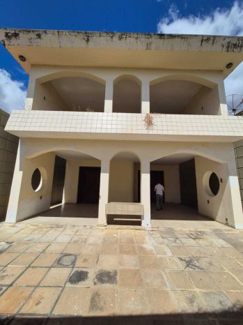 Casa para Vender em Cajazeiras (Todos os setores), Cajazeiras