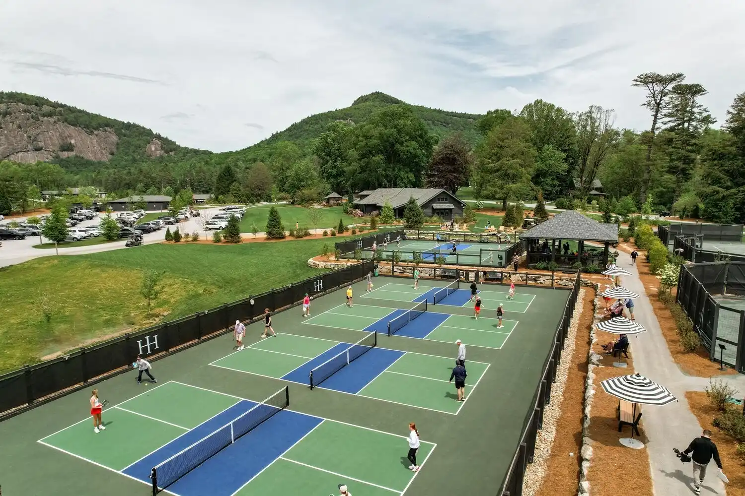 Wide Shot of the Pickleball and Tennis Courts