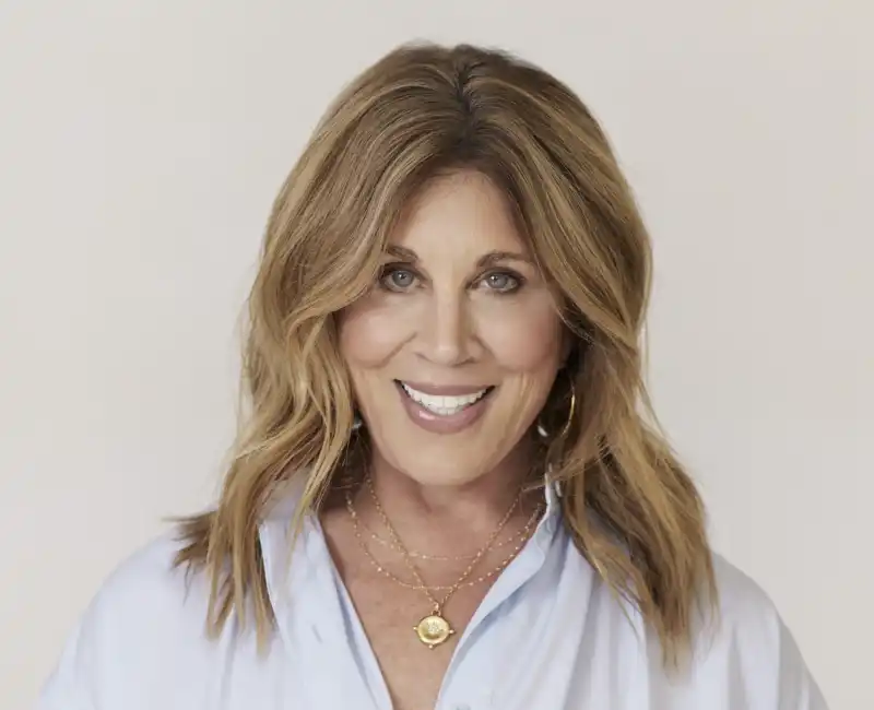 CROPPED Suzanne Kasler Portrait