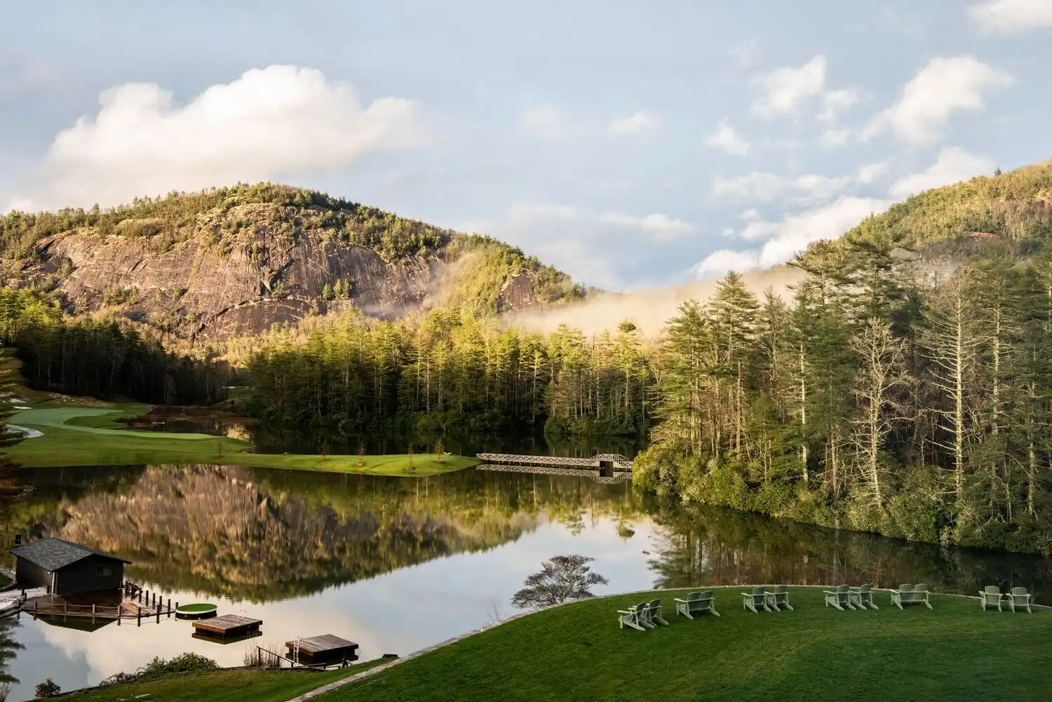 A scenic shot of Hampton Lake and Rock Mountain at sunrise